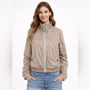 FREE PEOPLE Quilted Zip-Up Jacket – Floral Lined | Boho Utility Chic. Khaki. SM